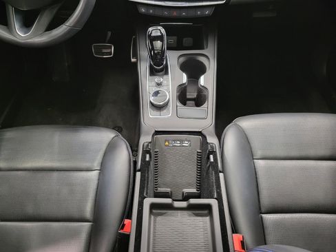 Certified 2024 Cadillac XT4 Sport image 17