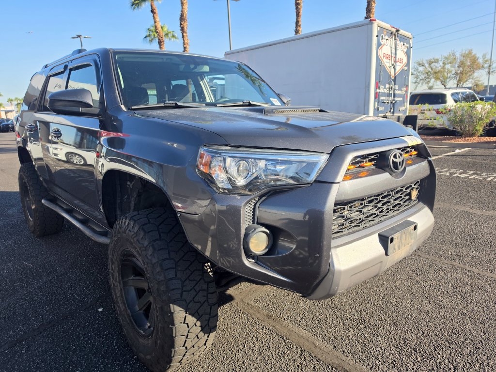 Used 2016 Toyota 4Runner Trail AWD/4WD image 3