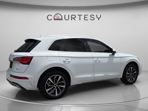 Used 2021 Audi Q5 2.0T Premium Plus AWD/4WD image 5