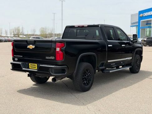 Used 2024 Chevrolet Silverado 3500 High Country w/ High Country Premium Package AWD/4WD image 6