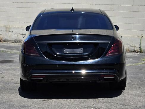 Used 2016 Mercedes-Benz S 550 Sedan image 4