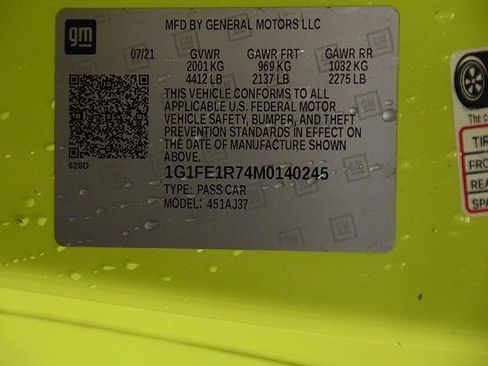 Used 2021 Chevrolet Camaro LT w/ Technology Package image 13