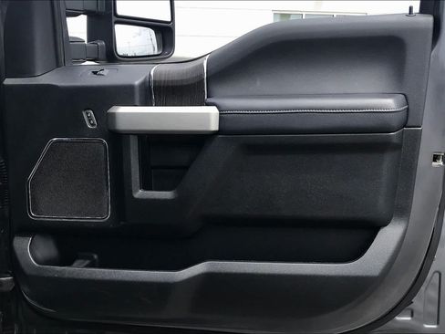 Used 2021 Ford F250 Lariat AWD/4WD image 22