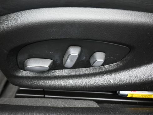 Used 2013 Cadillac XTS Platinum FWD image 14