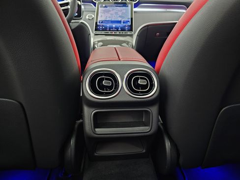 Used 2025 Mercedes-Benz GLC 43 AMG AMG GLC 43 image 19
