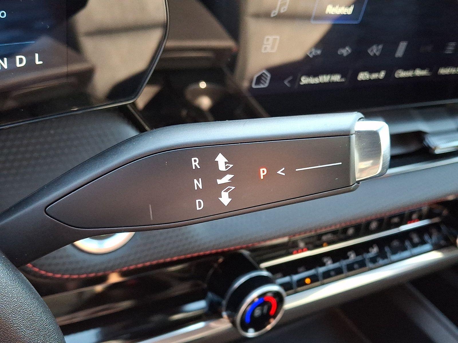 Certified 2025 Chevrolet Equinox RS FWD image 15
