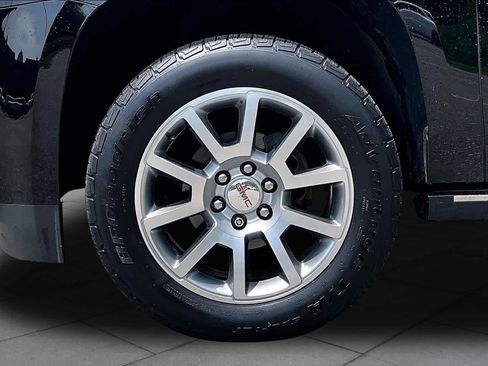 Used 2019 GMC Yukon Denali AWD/4WD image 11