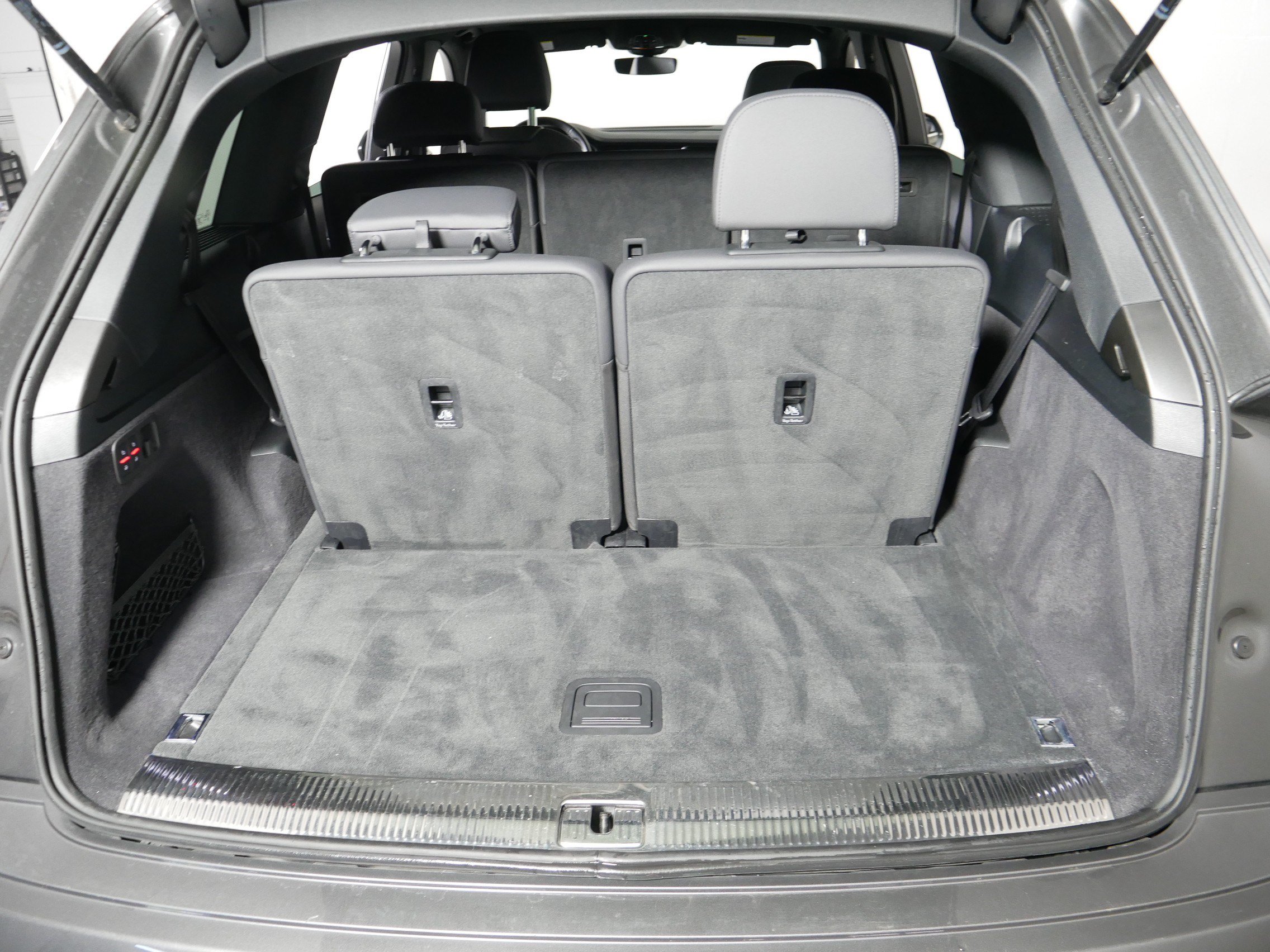 Certified 2025 Audi Q7 3.0T Premium Plus AWD/4WD image 18