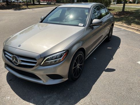 Used 2019 Mercedes-Benz C 300 4MATIC Sedan image 5