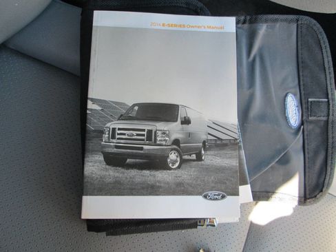 Used 2014 Ford E-250 and Econoline 250 image 14