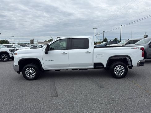 New 2026 Chevrolet Silverado 2500 LT w/ All Star Edition AWD/4WD image 3