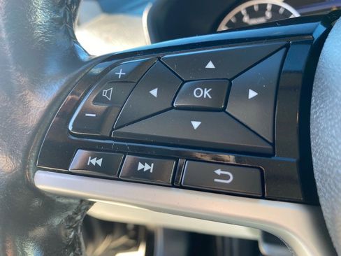 Used 2023 Nissan Altima 2.5 SV w/ SV Premium Package image 39