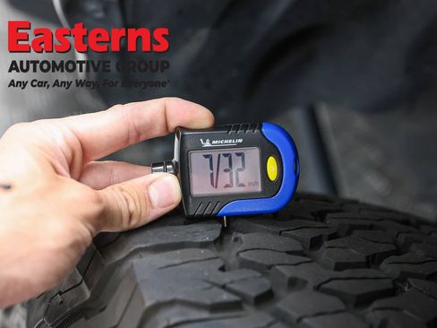 Used 2024 Toyota Tacoma TRD Off-Road AWD/4WD image 25