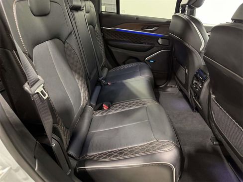 Certified 2024 Jeep Grand Cherokee Summit w/ Luxury Tech Group V image 10