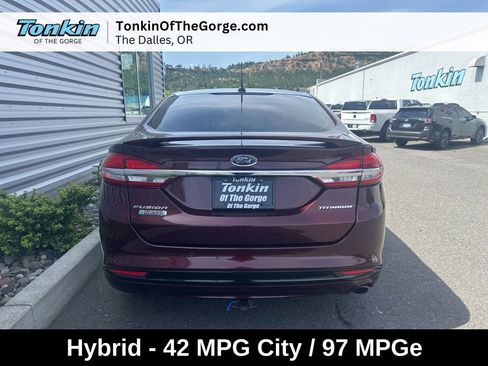 Used 2017 Ford Fusion Energi Titanium FWD image 6