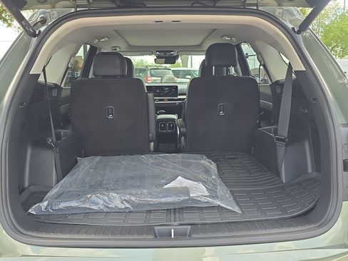Certified 2025 Kia Sorento X-Line EX image 10