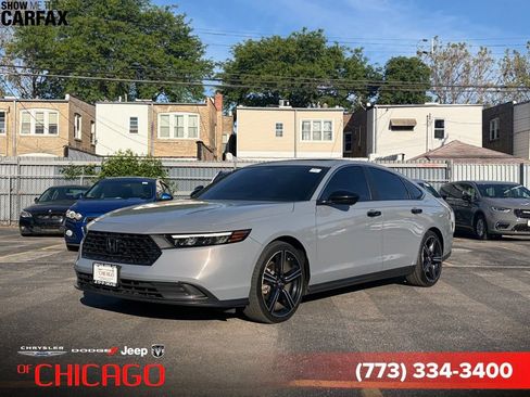Used 2023 Honda Accord Sport image 3