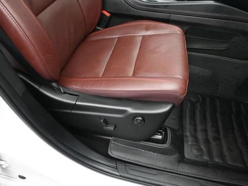 Used 2023 Dodge Durango GT AWD/4WD image 33