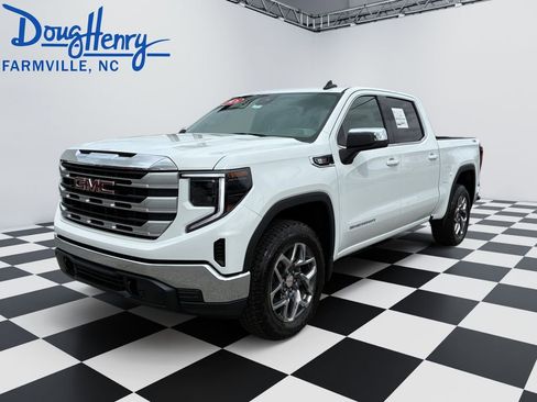New 2026 GMC Sierra 1500 SLE w/ X31 Off-Road Package image 1