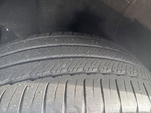 Used 2020 Mercedes-Benz GLE 350 4MATIC image 10