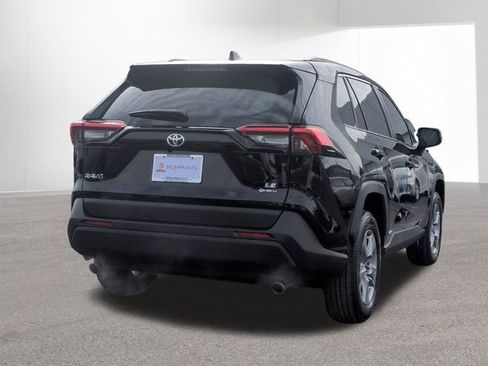 Certified 2025 Toyota RAV4 LE image 5