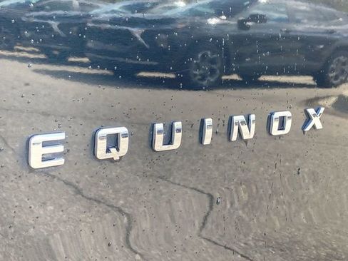 Used 2019 Chevrolet Equinox Premier FWD image 4