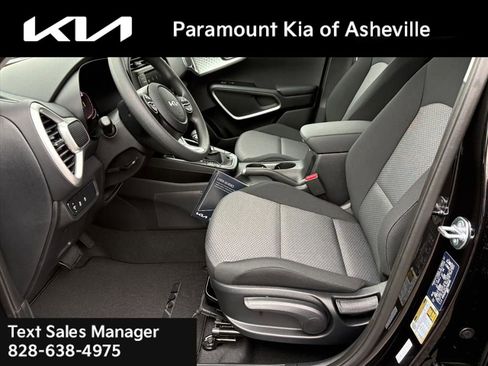 New 2025 Kia Soul LX image 15