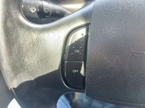 Used 2006 Ford F350 XL image 16