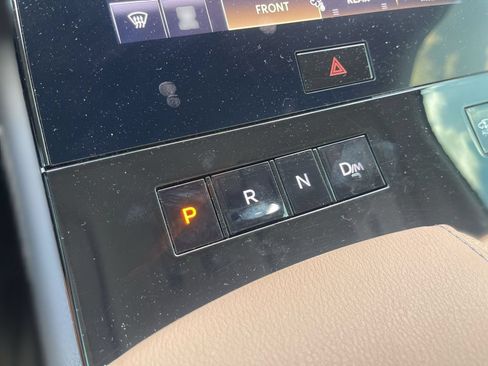 Used 2025 INFINITI QX80 Sensory AWD/4WD image 25