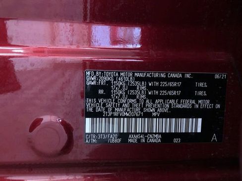 Certified 2021 Toyota RAV4 XLE image 34