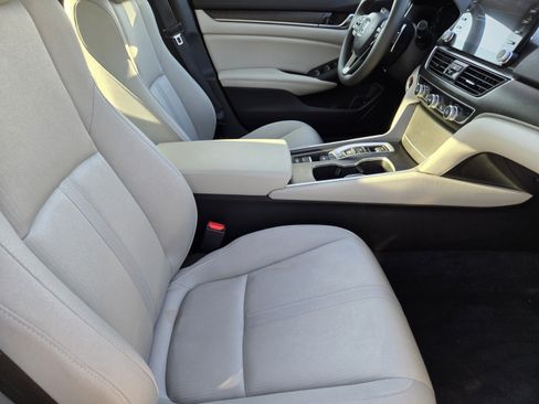 Used 2024 Honda Accord Sport image 17
