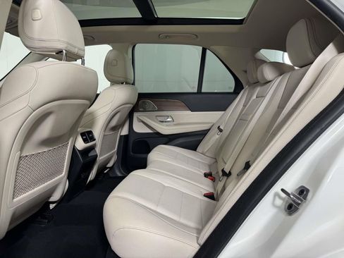 Used 2023 Mercedes-Benz GLE 450 4MATIC image 32