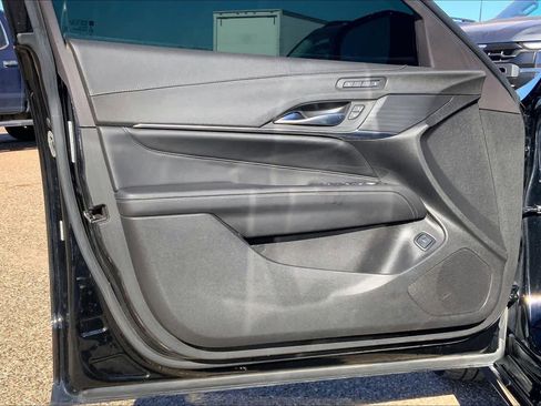 Used 2021 Cadillac CT4 Premium Luxury image 21