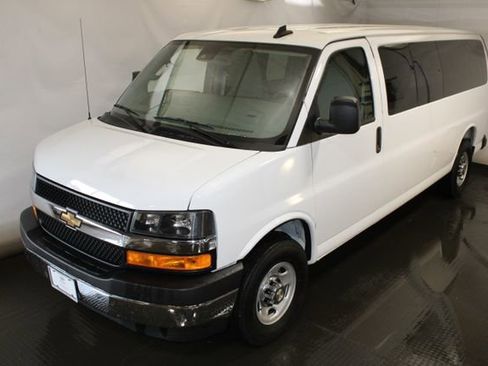 Used 2025 Chevrolet Express 3500 LT w/ LT Preferred Equipment Group RWD image 1