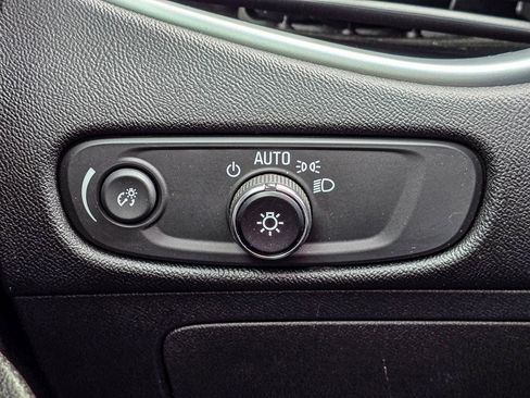 Certified 2023 Chevrolet Malibu LT w/ Driver Confidence Package image 18