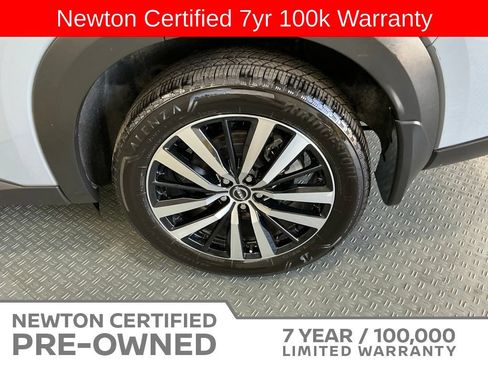 Used 2025 Nissan Pathfinder Platinum AWD/4WD image 53