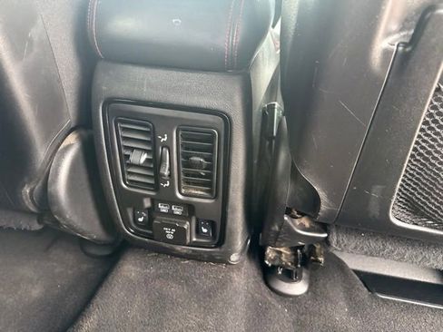 Used 2023 Dodge Durango GT AWD/4WD image 17