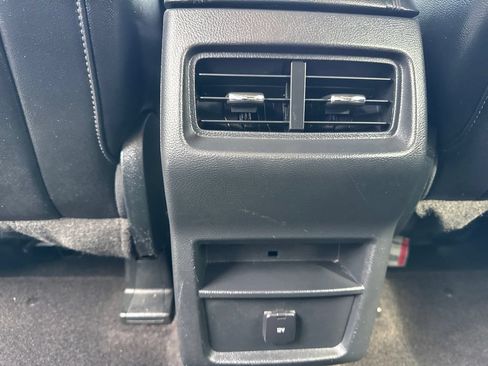 Used 2020 Ford Edge SEL AWD/4WD image 14