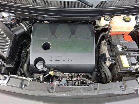 Used 2018 Chevrolet Traverse LS w/ LPO, Black Accent Package image 29