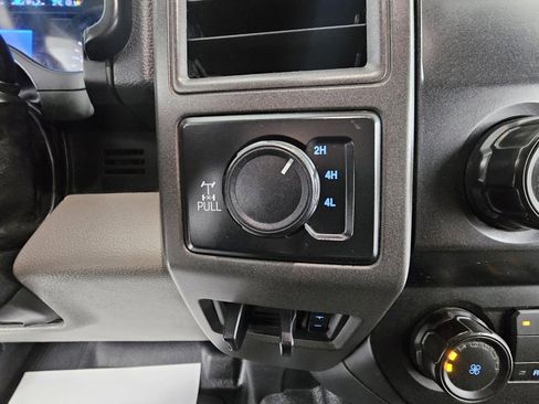 Used 2022 Ford F350 XL w/ Power Equipment Group image 13