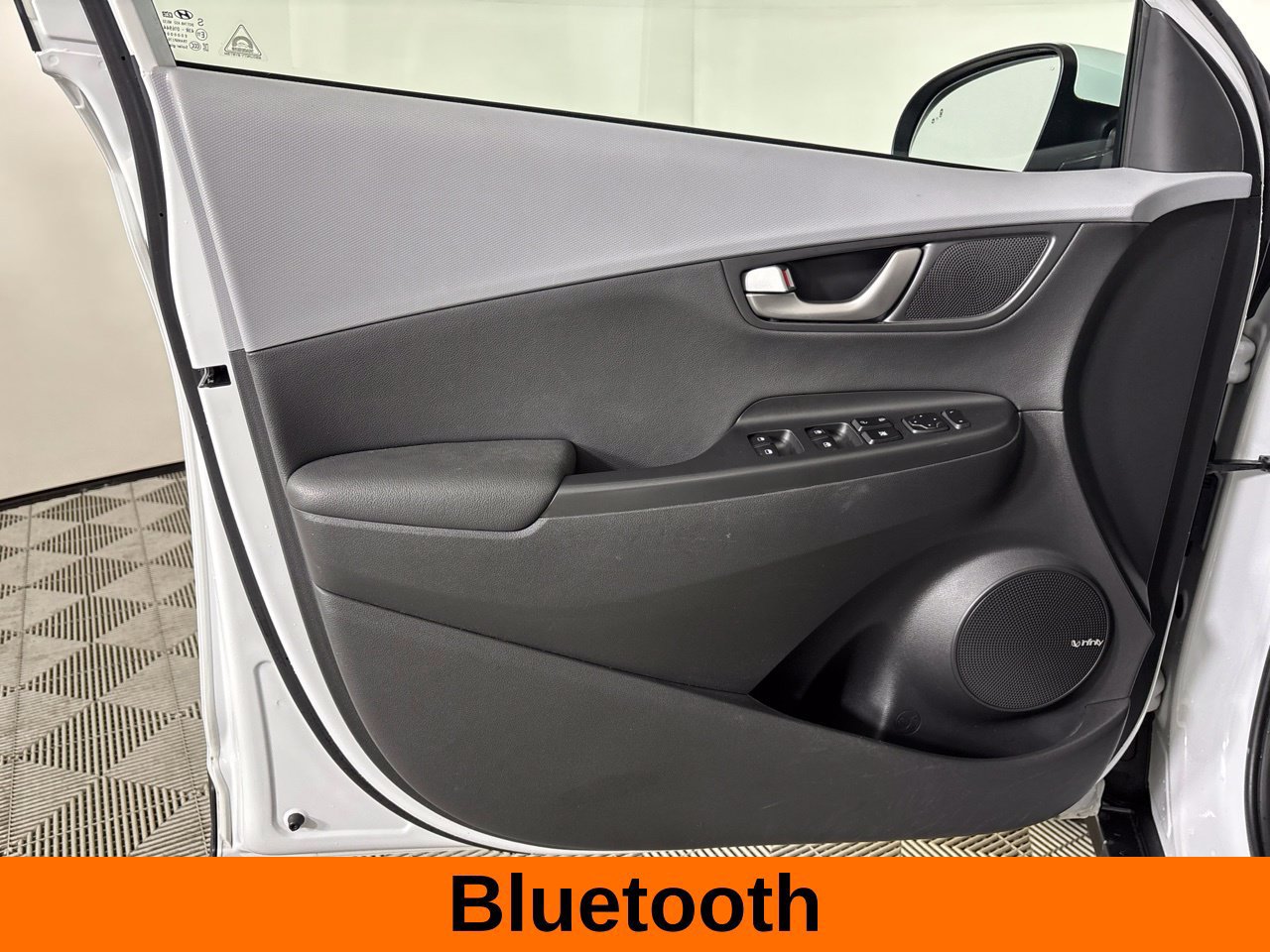 Used 2019 Hyundai Kona Ultimate FWD image 11