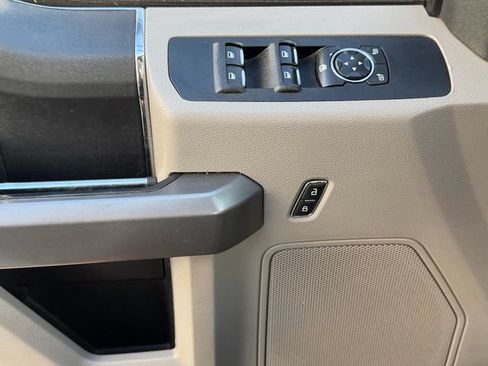 Used 2019 Ford F250 XLT w/ FX4 Off-Road Package AWD/4WD image 21