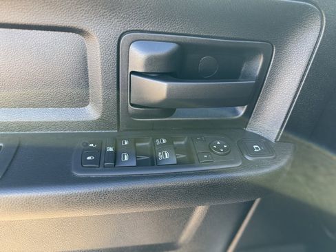 Used 2024 RAM 5500 Tradesman w/ Chrome Appearance Group image 11