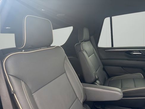 Used 2025 Chevrolet Tahoe Premier image 20