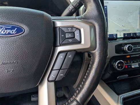 Used 2022 Ford F250 Lariat w/ Black Appearance Package image 34