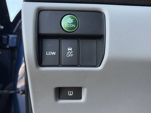 Used 2013 Honda Accord EX-L image 18