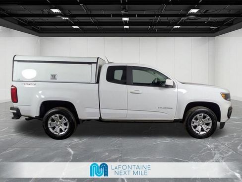 Used 2022 Chevrolet Colorado LT w/ Safety Package image 6