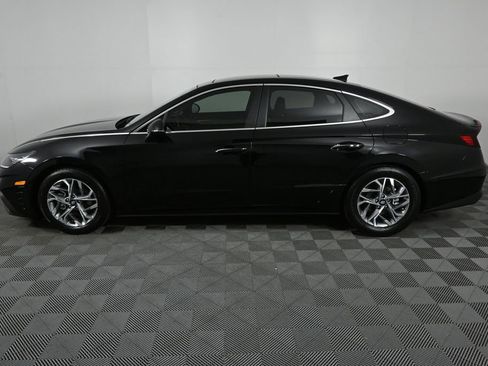 Used 2023 Hyundai Sonata SEL w/ Convenience Package FWD image 3