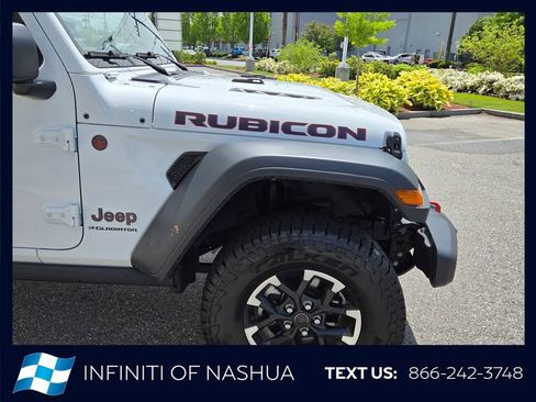 Used 2026 Jeep Gladiator Rubicon AWD/4WD image 12