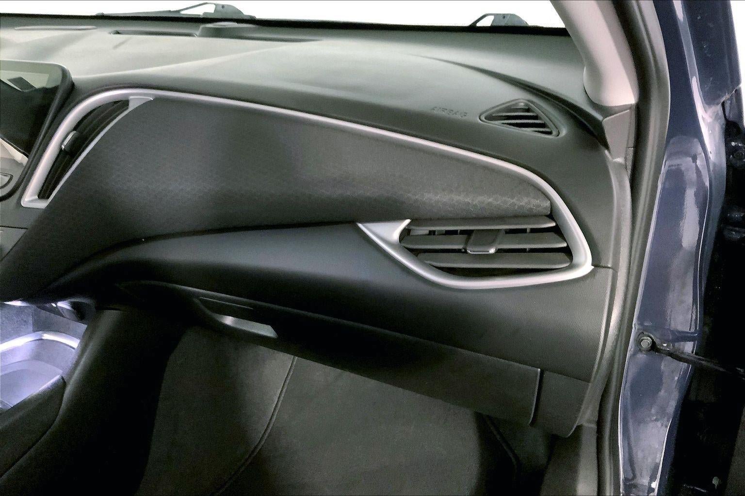 Used 2025 Chevrolet Malibu LT FWD image 16